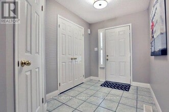 1276 Silvan Forest Dr in Burlington, ON - Building Photo - Building Photo