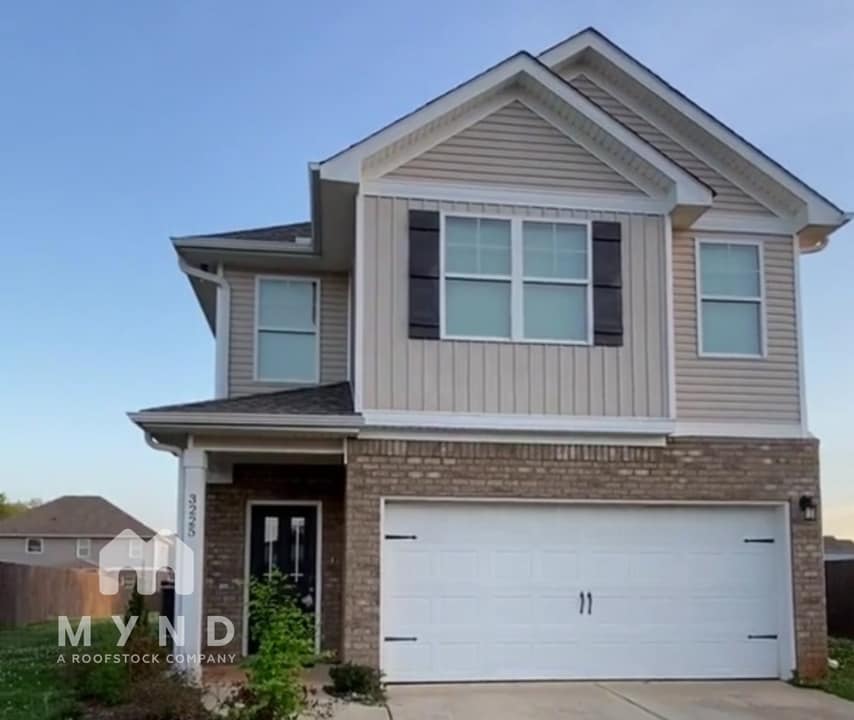 3225 Northfield Ln in Huntsville, AL - Foto de edificio