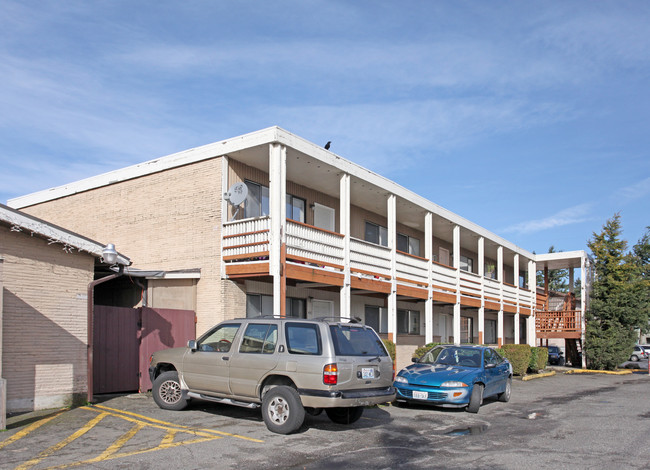 View at the Lake II in Federal Way, WA - Building Photo - Building Photo