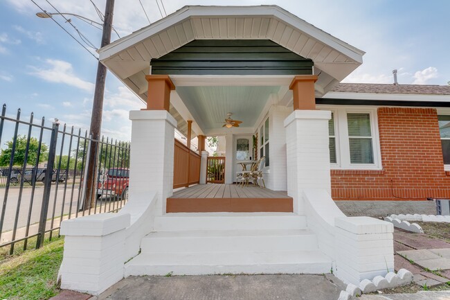 property at 1115 Morris St