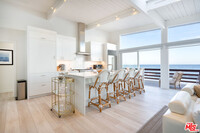 24246 Malibu Rd in Malibu, CA - Building Photo - Building Photo