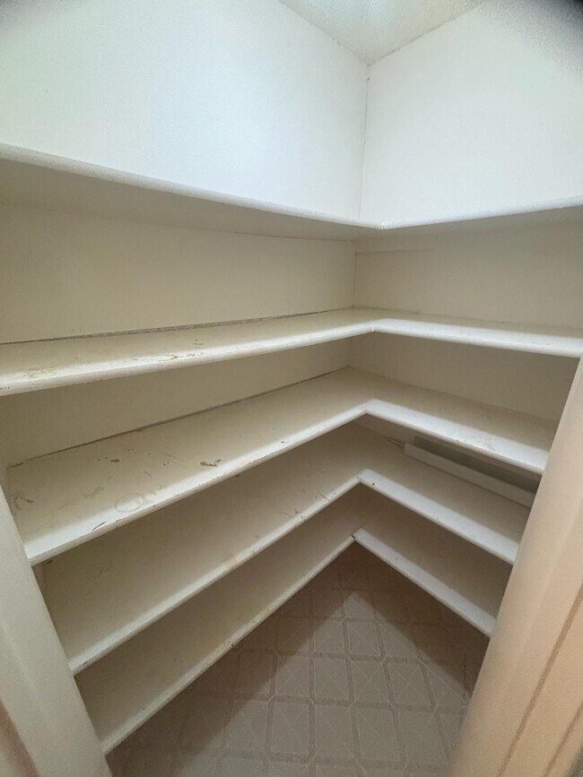 property at 3215 Elizabeth Anne Ln