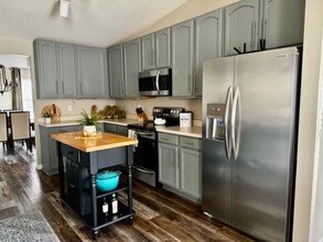 1837 English Oak Dr in Lake St. Louis, MO - Building Photo - Building Photo