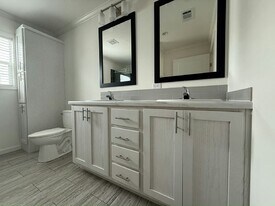 3614 Vine Trl in Ellenton, FL - Building Photo