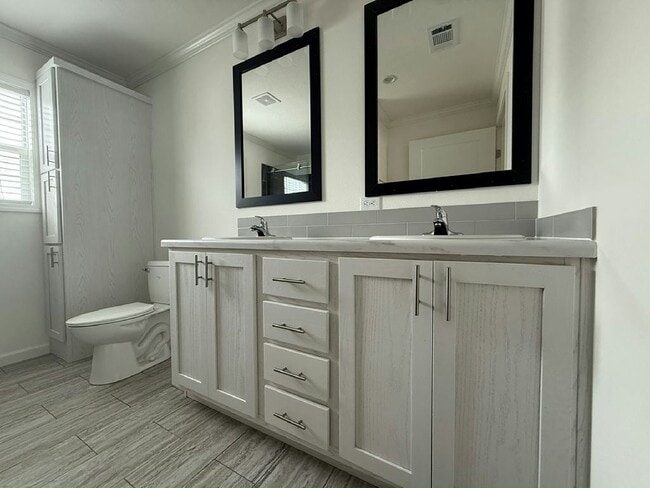 property at 3614 Vine Trl