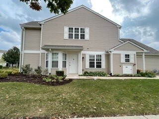 2604 Sheehan Ct in Naperville, IL - Building Photo