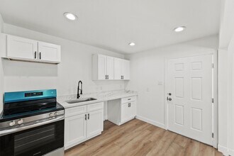 5406 Firefly St in Houston, TX - Building Photo - Building Photo