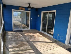 669 Bald Point Rd in Panacea, FL - Building Photo - Building Photo