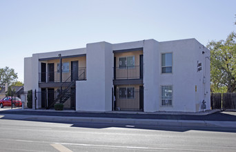 Campus Compacts in Albuquerque, NM - Building Photo - Building Photo