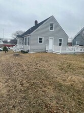 11 Colony St in Stratford, CT - Building Photo - Building Photo