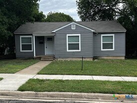 1610 N 22nd St in Killeen, TX - Building Photo