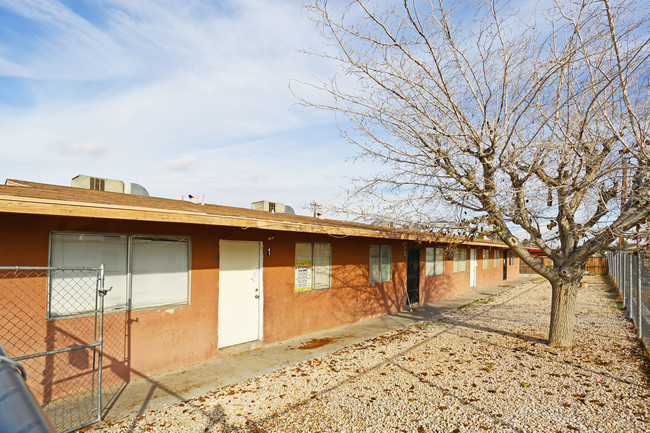 North View Terrace in North Las Vegas, NV - Foto de edificio - Building Photo