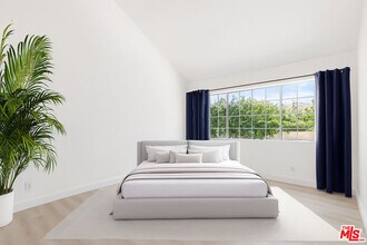 4240 Lost Hills Rd in Calabasas, CA - Building Photo - Building Photo