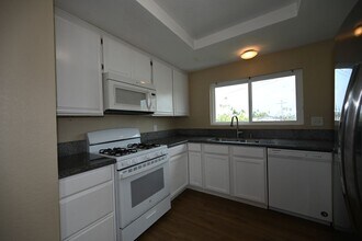 4672 Long Branch Ave in San Diego, CA - Building Photo - Building Photo