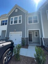 Room in Townhome on Hazy Hills Ln in Garner, NC - Building Photo