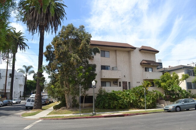 1625 Glendon Ave, Unit #6