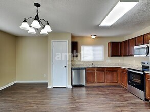 6020 Namozine Ct in Raleigh, NC - Building Photo - Building Photo