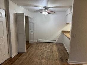 580 N Main St in Almont, MI - Building Photo - Building Photo