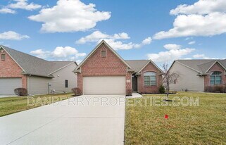 14866 Lake Winds Dr in Perrysburg, OH - Building Photo