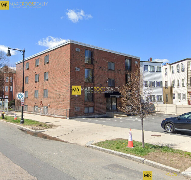 1030 Bennington St, Unit 5 in Boston, MA - Building Photo