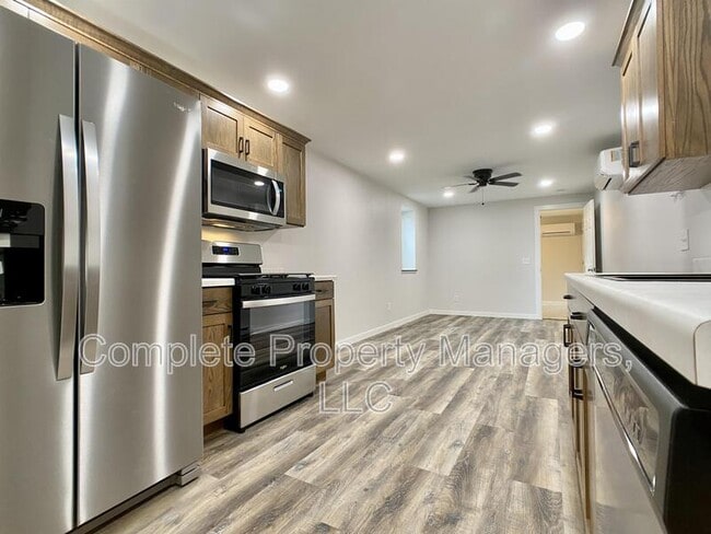 423 Adams Ave in Albert Lea, MN - Building Photo - Building Photo