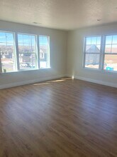 4814 Jodie St in Richland, WA - Building Photo - Building Photo