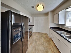 20211 Cottonglade Ln in Humble, TX - Building Photo - Building Photo