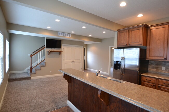 804 W Normal St in Kirksville, MO - Foto de edificio - Building Photo