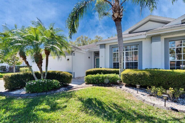 1034 McDaniel St in Sun City Center, FL - Building Photo - Building Photo