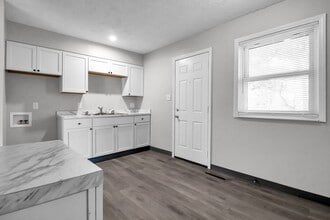 4294 Ellery Dr in Columbus, OH - Building Photo - Building Photo