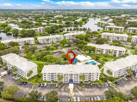 1719 Whitehall Dr in Davie, FL - Building Photo