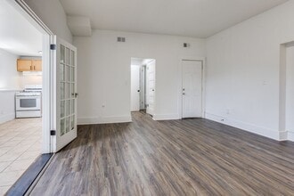 705 Brownsville Rd in Pittsburgh, PA - Building Photo - Building Photo