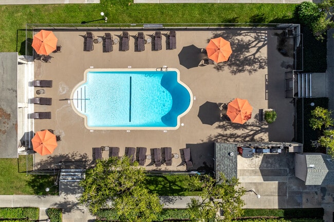 Kimberly Arms in Fullerton, CA - Foto de edificio - Building Photo