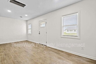 3011 Terry Dr in North Charleston, SC - Building Photo - Building Photo