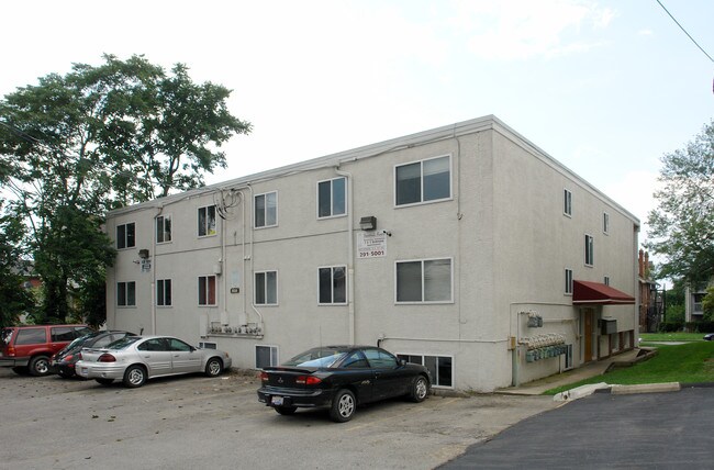 1662-1666 Summit St in Columbus, OH - Foto de edificio - Building Photo