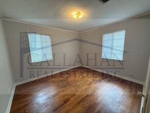 402 W K St in North Little Rock, AR - Building Photo - Building Photo