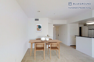 3200 Rubino Dr in San Jose, CA - Building Photo - Building Photo