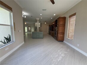 8689 Spring Mountain Way in Ft. Myers, FL - Building Photo - Building Photo