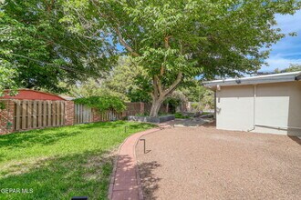 761 Camino Real Ave in El Paso, TX - Building Photo - Building Photo