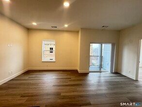 414 Berlin Tpke in Berlin, CT - Building Photo - Building Photo