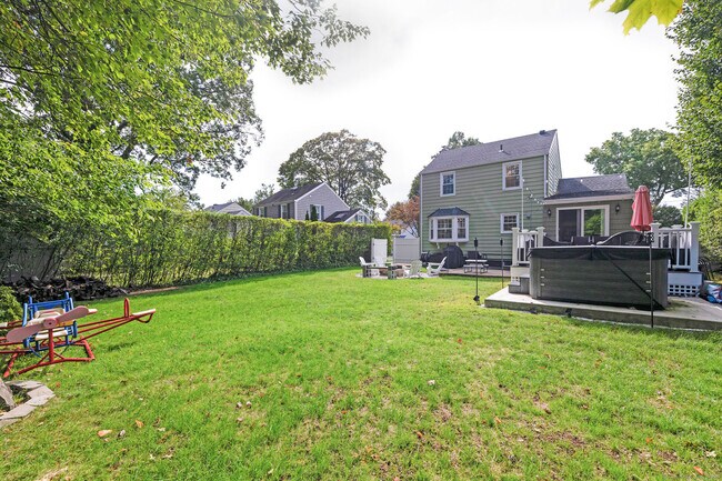 27 Willowbrook Pl in Stamford, CT - Building Photo - Building Photo