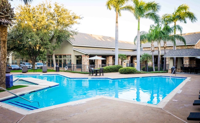 Carmel Apartments in Laredo, TX - Building Photo - Building Photo