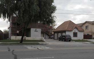 8422 Whitaker St in Buena Park, CA - Building Photo