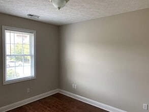 719 Wyndhurst Dr in Lynchburg, VA - Building Photo - Building Photo