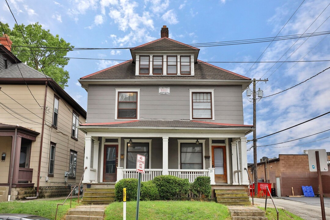 23 E Blake Ave in Columbus, OH - Foto de edificio