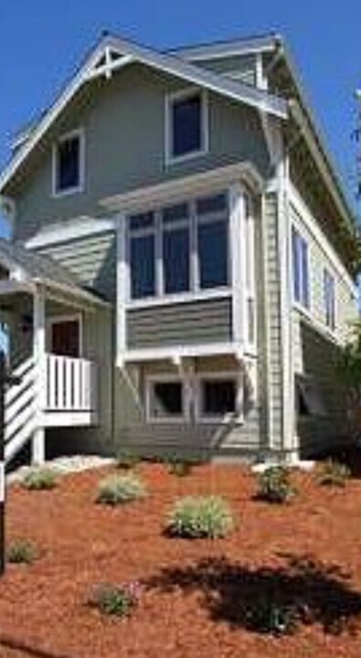 174 Frederick St in Santa Cruz, CA - Foto de edificio