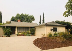 6427 Gaviota Ave in Van Nuys, CA - Building Photo