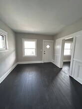 2932 E 118th St in Cleveland, OH - Building Photo - Building Photo