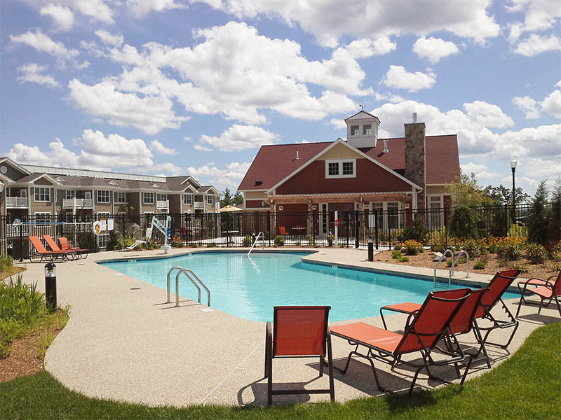 Tara Heights Apartments in Nashua, NH - Foto de edificio