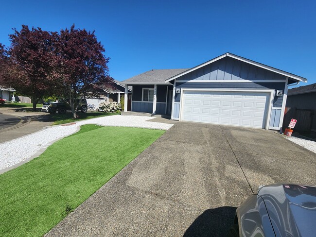 property at 20423 5th Ave Ct E